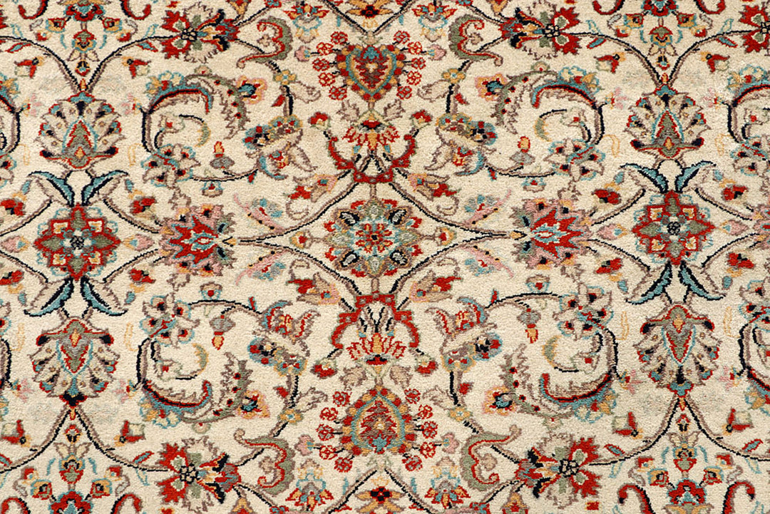 Cornsilk Mahal 6'  6" x 9'  5" - No. QA21161