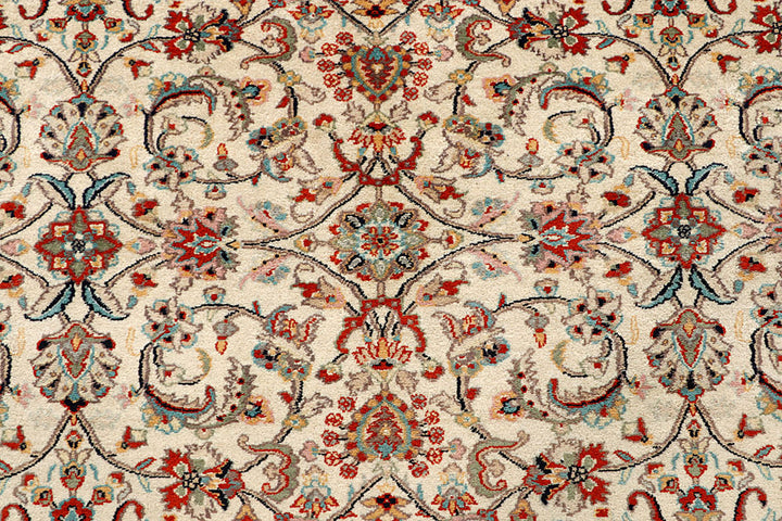 Cornsilk Mahal 6'  6" x 9'  5" - No. QA21161
