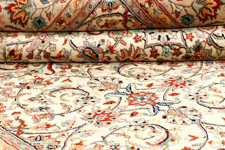 Cornsilk Mahal 6'  6" x 9'  5" - No. QA21161