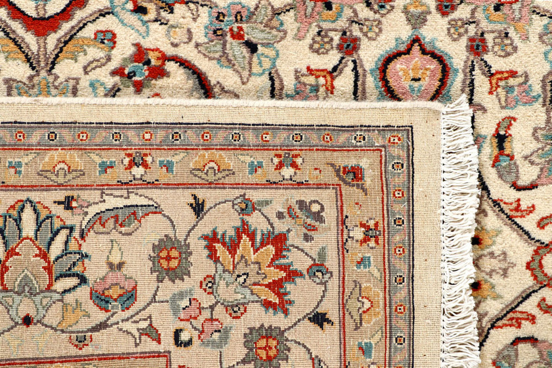 Cornsilk Mahal 6'  6" x 9'  5" - No. QA21161