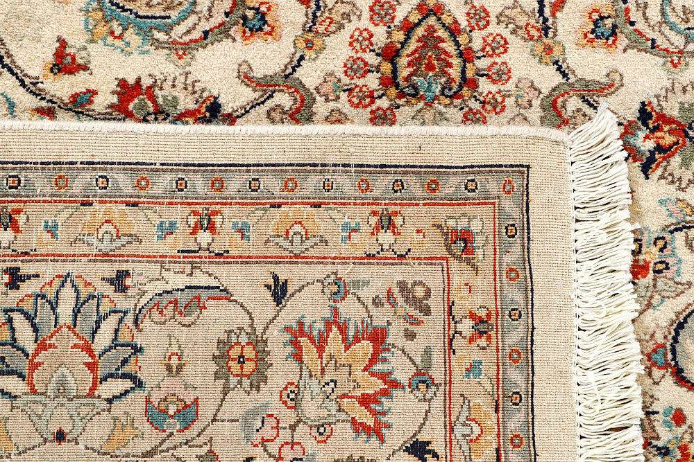 Cornsilk Mahal 6' 6 x 9' 3 - No. 56707 - ALRUG Rug Store