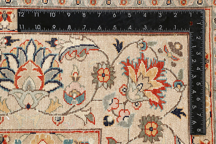 Cornsilk Mahal 6' 6 x 9' 3 - No. 56707 - ALRUG Rug Store