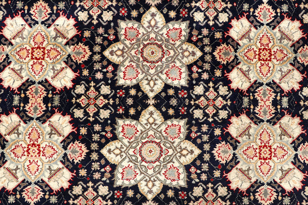 Navy Mahal 5'  6" x 8'  1" - No. QA11746