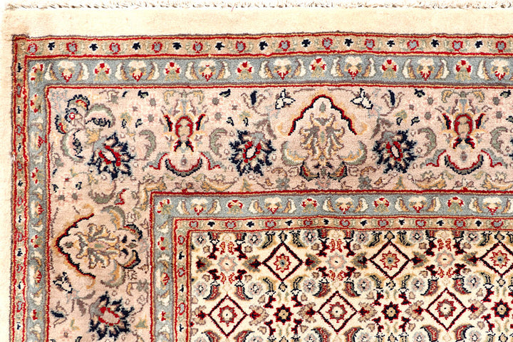 Cornsilk Mahal 5' 6 x 7' 10 - No. 56712 - ALRUG Rug Store