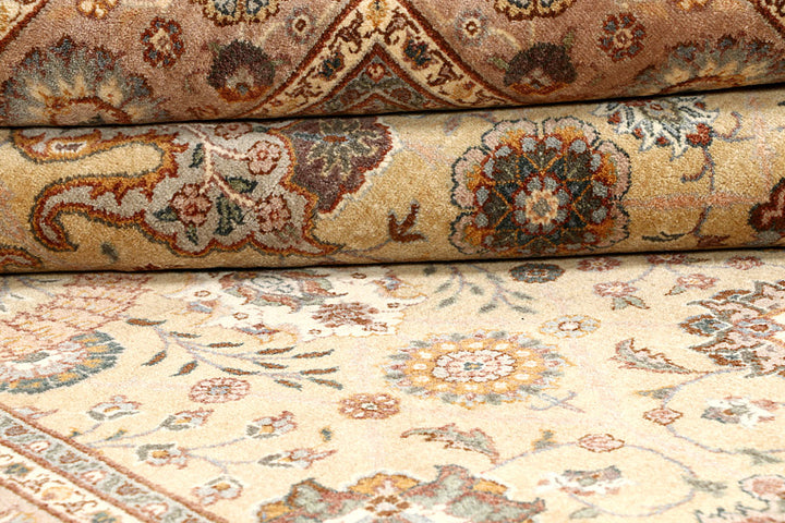 Navajo White Mahal 5' 1 x 8' - No. 56721 - ALRUG Rug Store