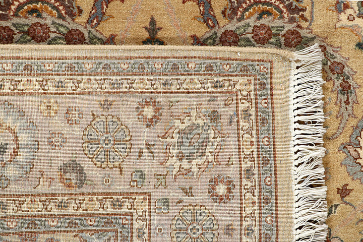 Navajo White Mahal 5'  1" x 8' " - No. QA79585