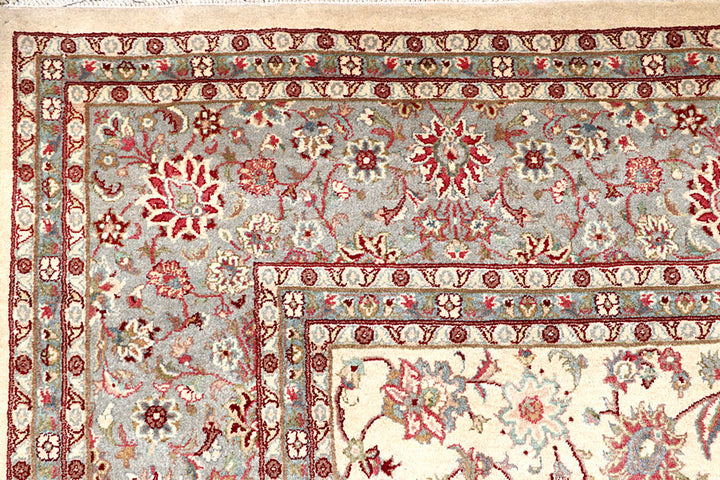 Cornsilk Mahal 8' 1 x 12' 2 - No. 56724 - ALRUG Rug Store