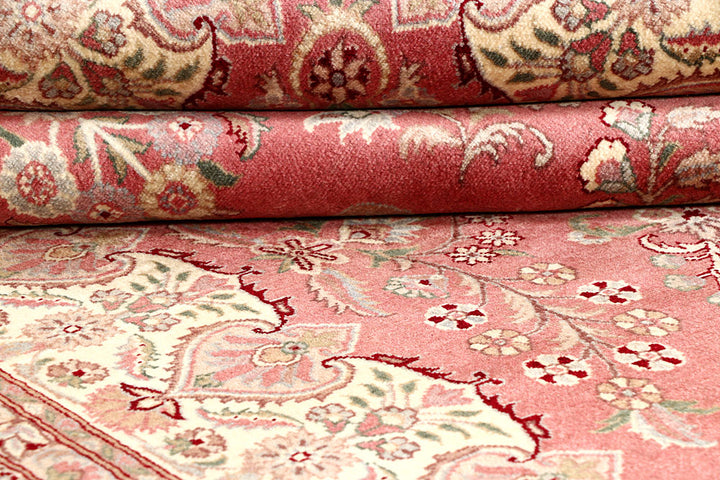 Light Coral Mahal 5' 5 x 8' 4 - No. 56725 - ALRUG Rug Store