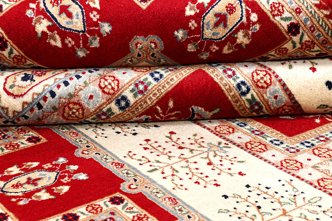 Maroon Bakhtiar 4'  5" x 7'  1" - No. QA43317