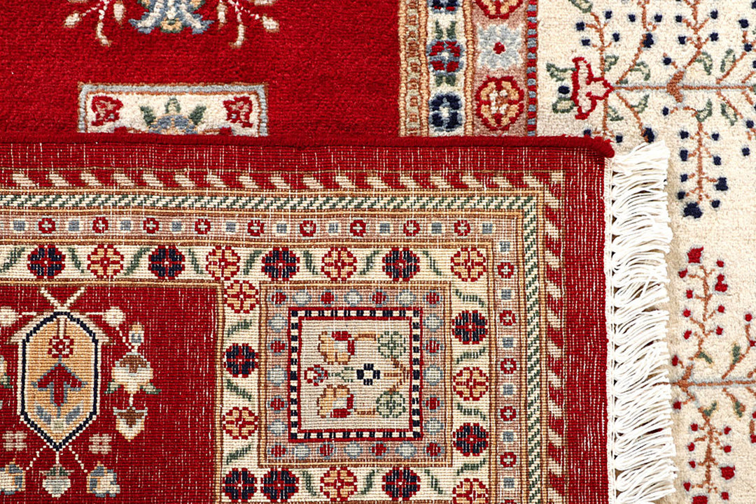 Maroon Bakhtiar 4'  5" x 7'  1" - No. QA43317