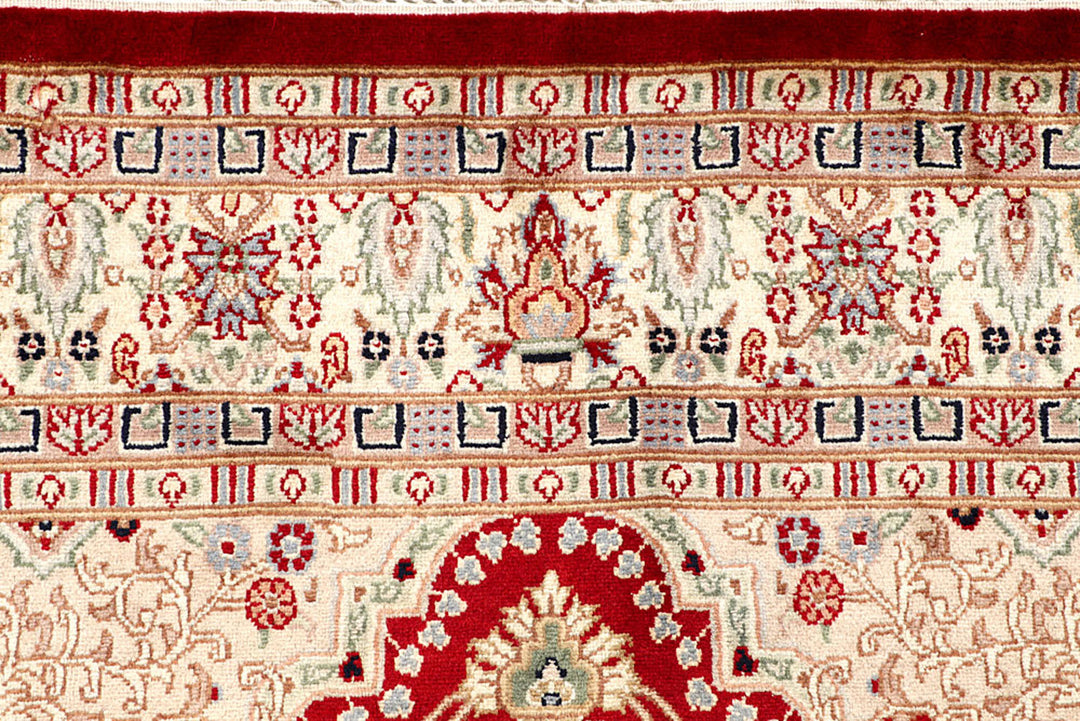 Firebrick Isfahan 4' 6 x 6' 8 - No. 56746