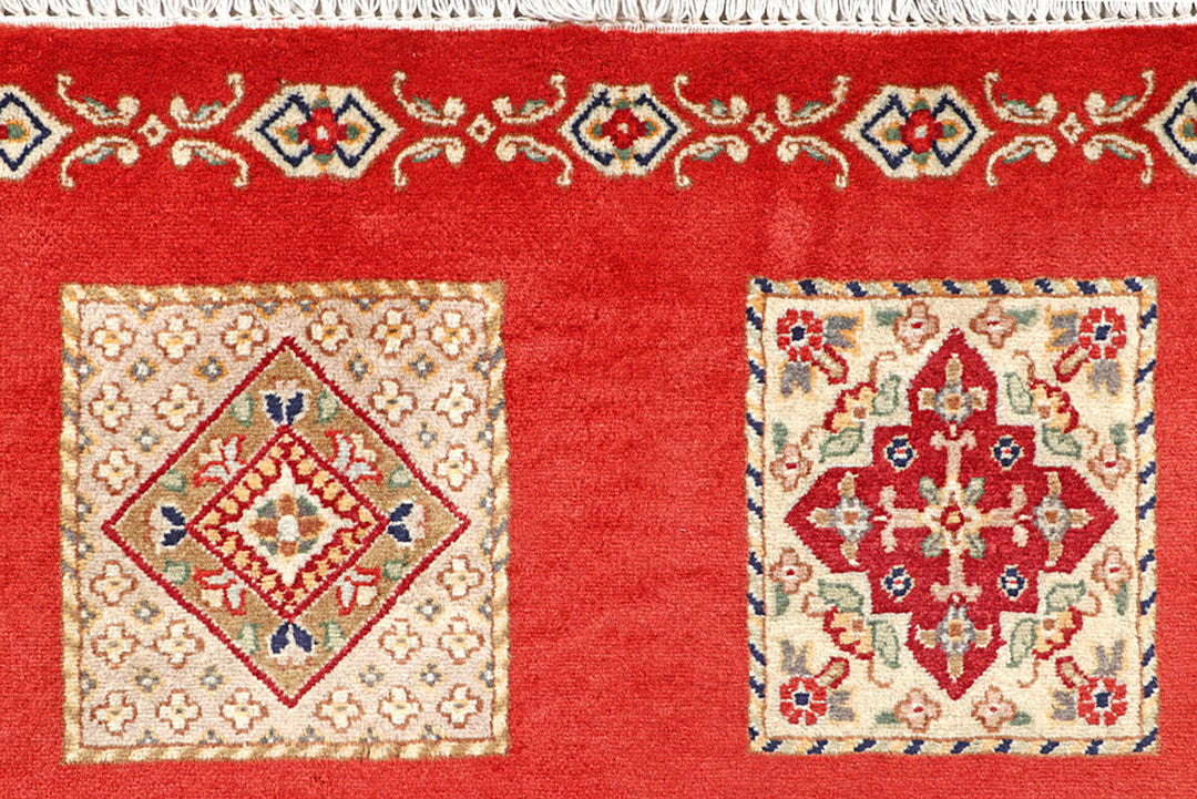 Firebrick Bakhtiar 4' 5 x 6' 11 - No. 56748