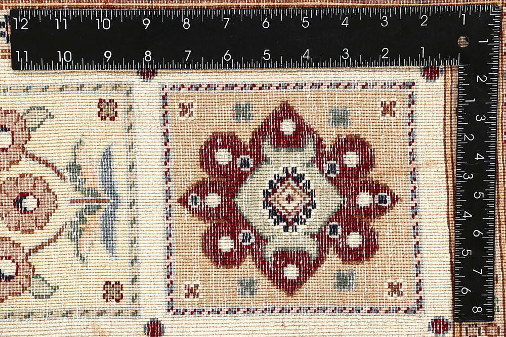 Cornsilk Bakhtiar 4' 7 x 7' - No. 56750 - ALRUG Rug Store