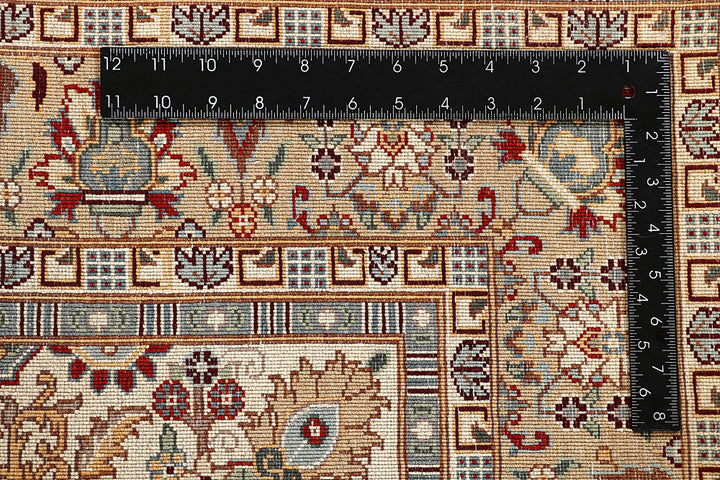 Tomato Isfahan 4' 6 x 6' 6 - No. 56757 - ALRUG Rug Store