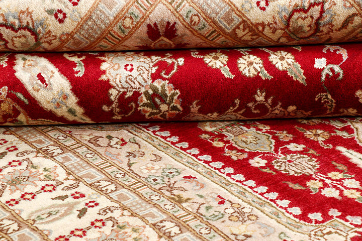 Firebrick Isfahan 4'  7" x 6'  7" - No. QA51773