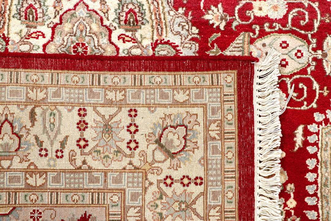 Firebrick Isfahan 4'  7" x 6'  7" - No. QA51773