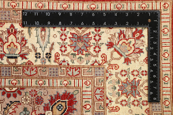 Firebrick Isfahan 4' 6 x 6' 6 - No. 56776 - ALRUG Rug Store