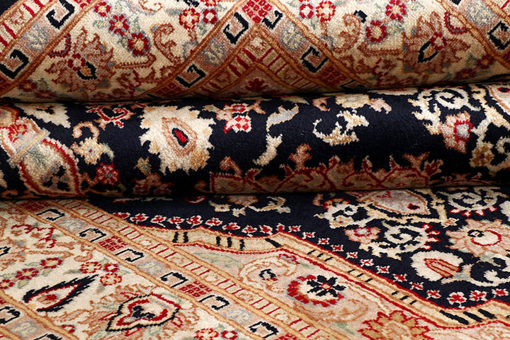 Black Isfahan 4' 5 x 6' 7 - No. 56778