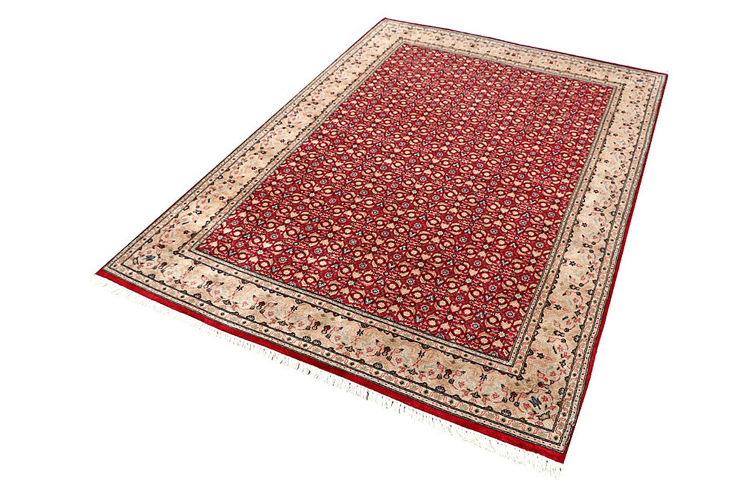Maroon Mahal 4'  6" x 6'  8" - No. QA57424