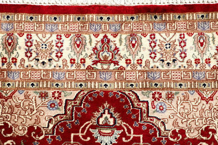 Maroon Isfahan 4'  7" x 6'  8" - No. QA52253