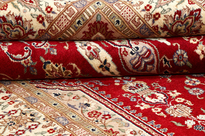 Maroon Isfahan 4'  7" x 6'  8" - No. QA52253