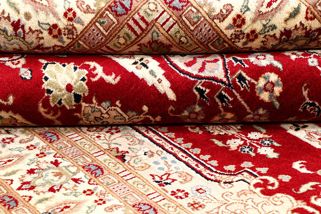 Firebrick Isfahan 4'  5" x 6'  6" - No. QA81741