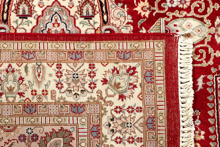 Firebrick Isfahan 4' 5 x 6' 6 - No. 56795