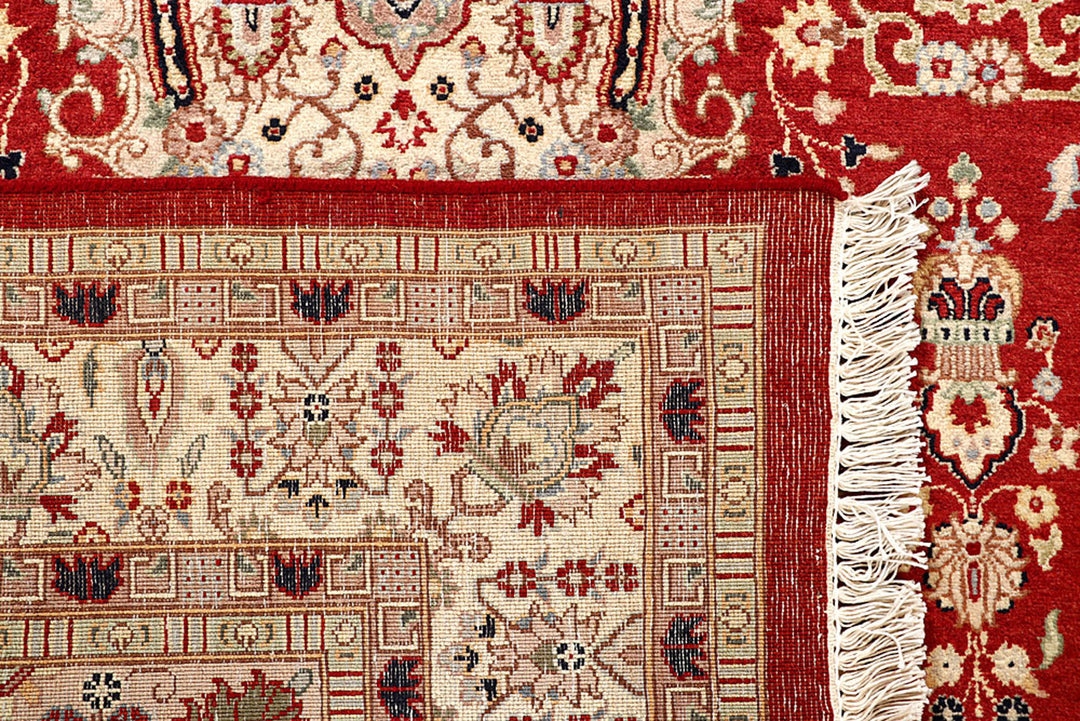 Firebrick Isfahan 4'  5" x 6'  8" - No. QA20173