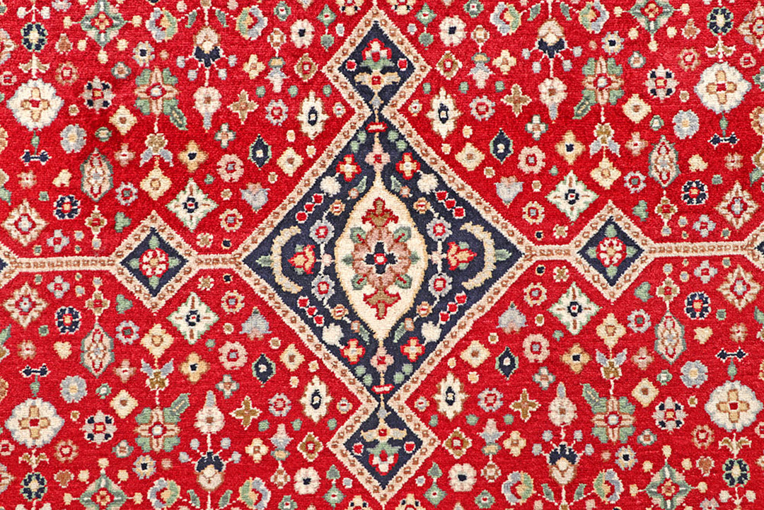 Firebrick Isfahan 4' 6 x 6' 8 - No. 56810