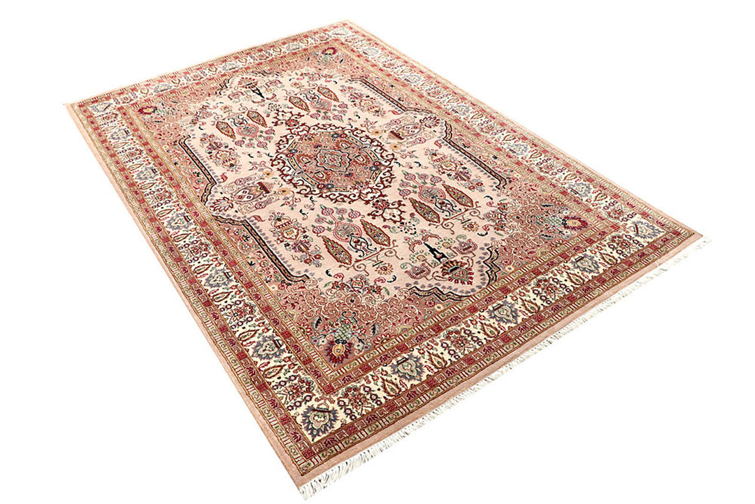 Misty Rose Isfahan 4'  6" x 6'  8" - No. QA88899