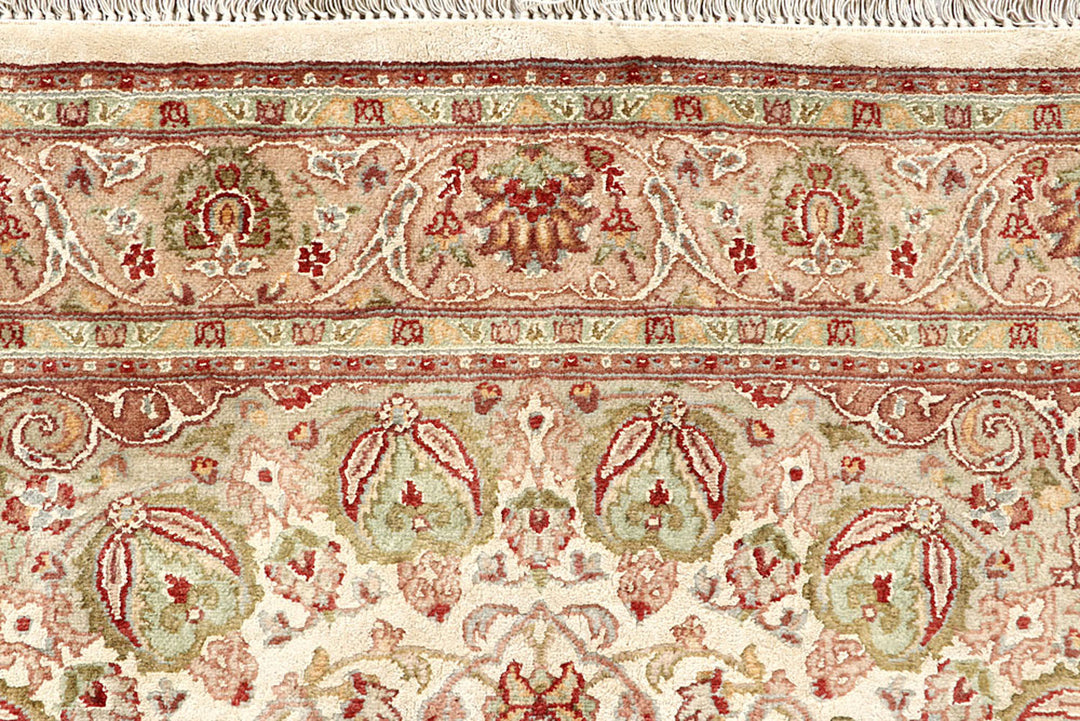 Cornsilk Isfahan 4'  1" x 6'  1" - No. QA58717