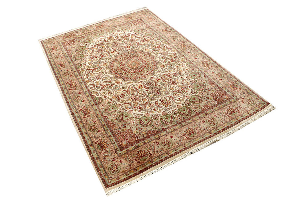 Cornsilk Isfahan 4' 1 x 6' 1 - No. 56814
