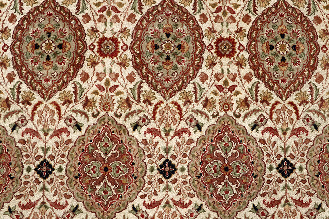 Cornsilk Sultanabad 4' x 6' 1 - No. 56817
