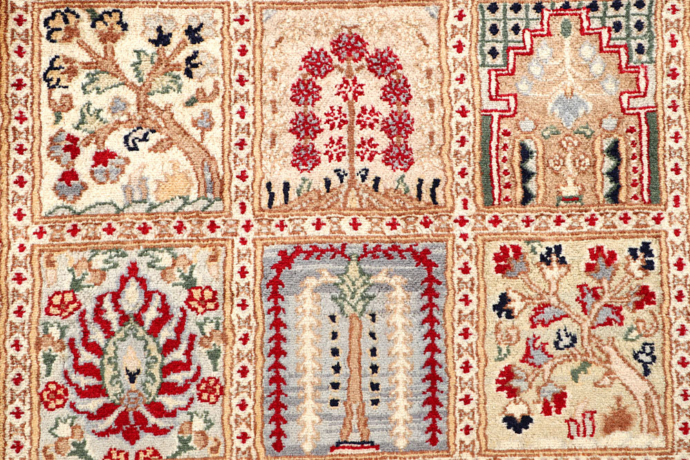 Multi Colored Bakhtiar 2' 7 x 6' 1 - No. 56838 - ALRUG Rug Store
