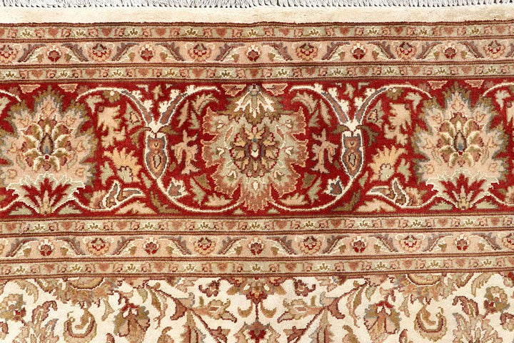 Cornsilk Mahal 8' x 10' 6 - No. 56854 - ALRUG Rug Store