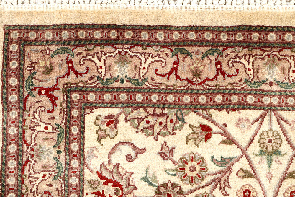 Cornsilk Mahal 2' 7 x 9' 1 - No. 56855 - ALRUG Rug Store