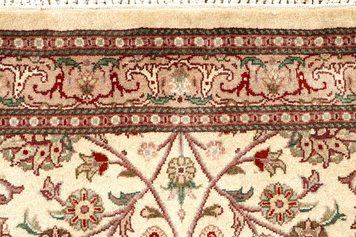 Cornsilk Mahal 2'  7" x 9'  1" - No. QA41398