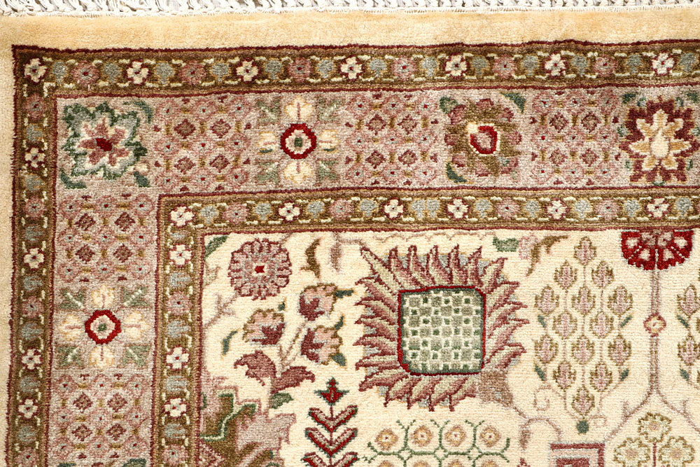 Cornsilk Mahal 3' 2 x 5' 2 - No. 56867 - ALRUG Rug Store