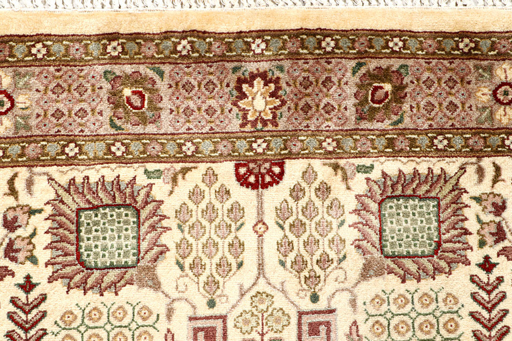 Cornsilk Mahal 3' 2 x 5' 2 - No. 56867 - ALRUG Rug Store