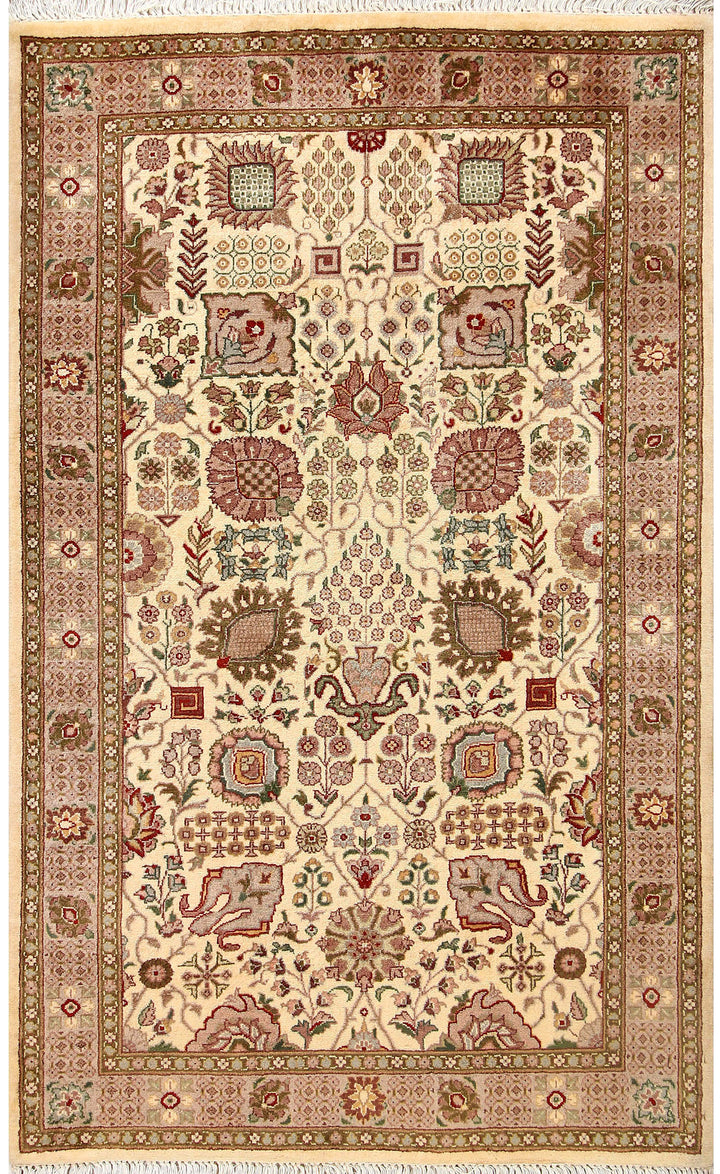 Cornsilk Mahal 3' 2 x 5' 2 - No. 56867 - ALRUG Rug Store