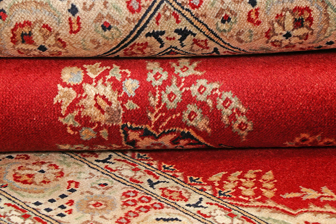 Red Isfahan 3'  6" x 5'  7" - No. QA39557