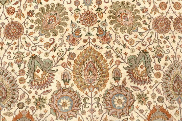 Cornsilk Mahal 8' 1 x 10' 2 - No. 56879 - ALRUG Rug Store