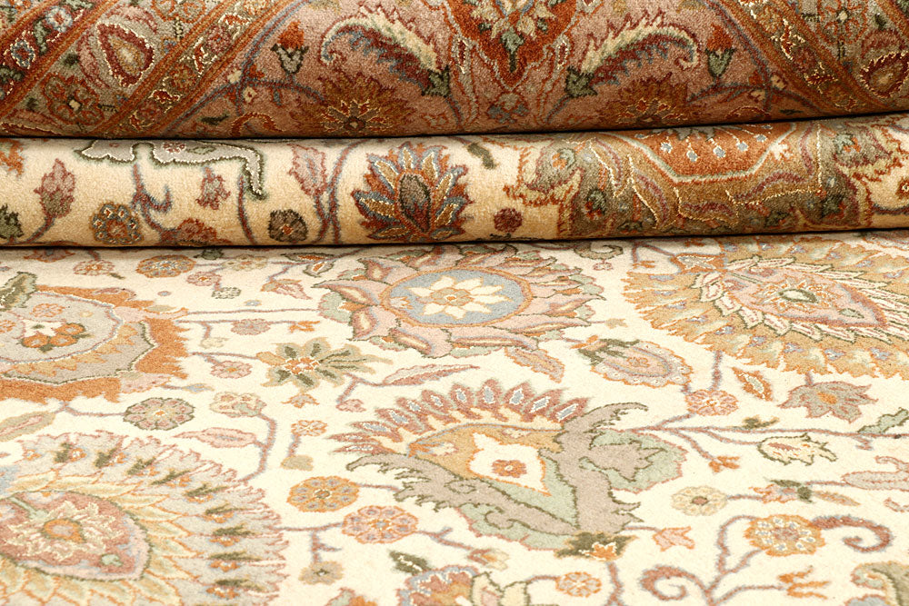 Cornsilk Mahal 8' 1 x 10' 2 - No. 56879 - ALRUG Rug Store