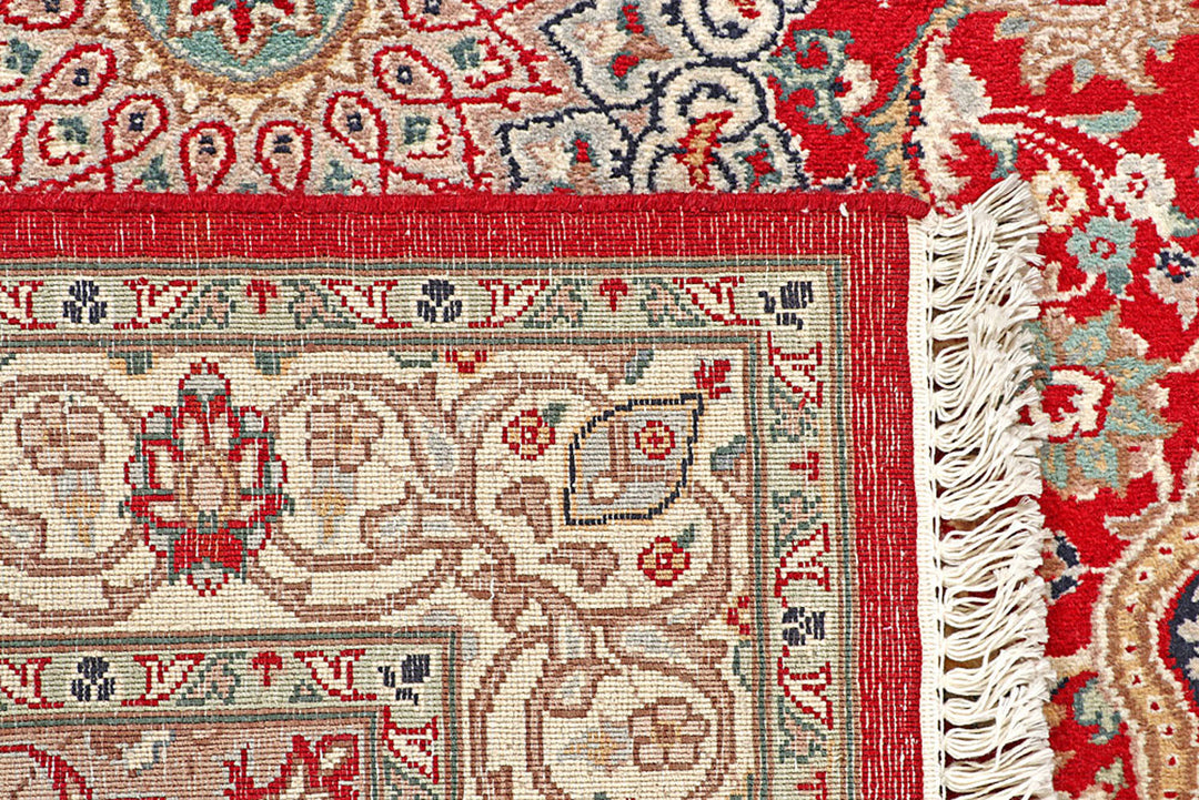 Firebrick Isfahan 3'  7" x 5'  7" - No. QA50005