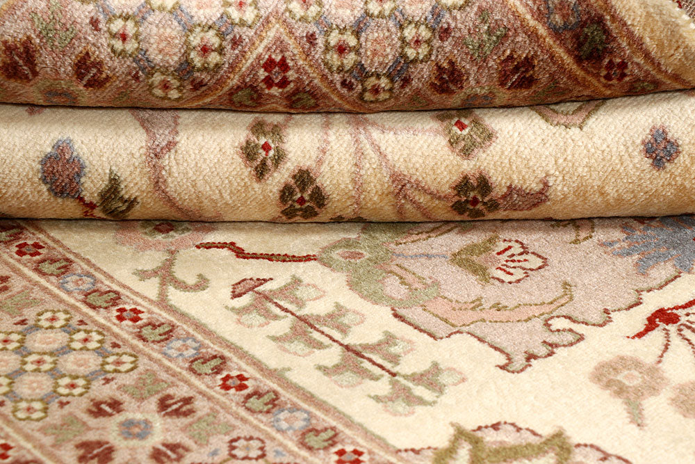 Cornsilk Mahal 3' 2 x 5' 3 - No. 56896 - ALRUG Rug Store