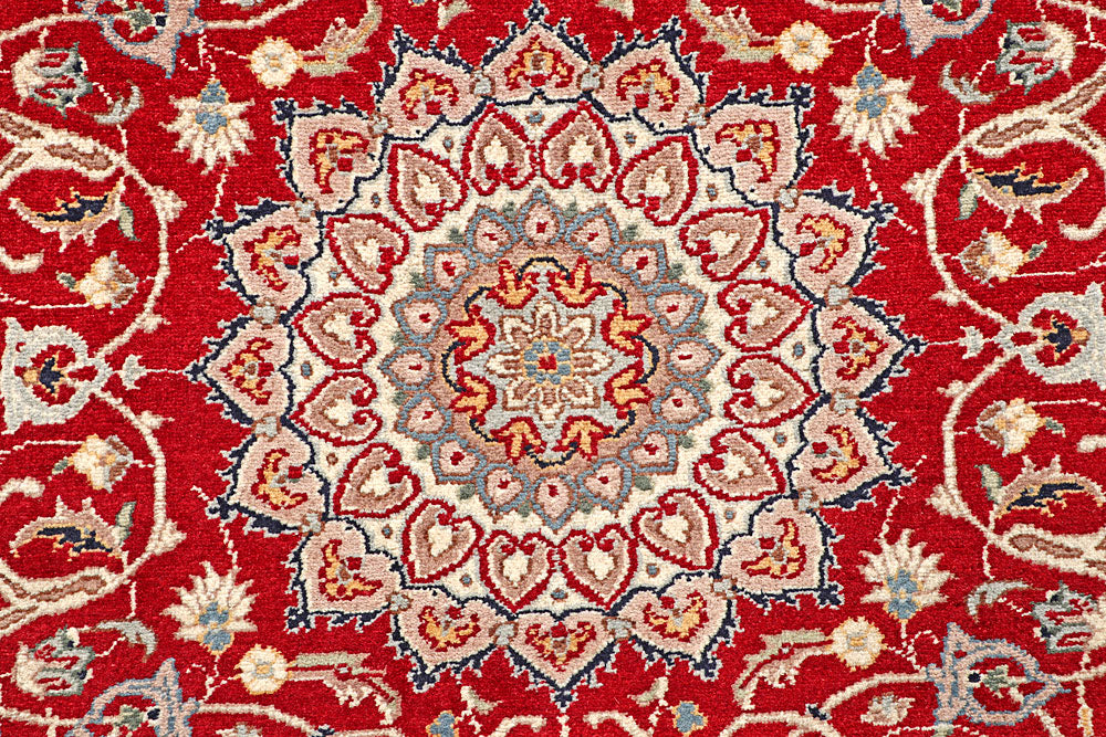 Firebrick Isfahan 3' 4 x 5' 6 - No. 56901 - ALRUG Rug Store
