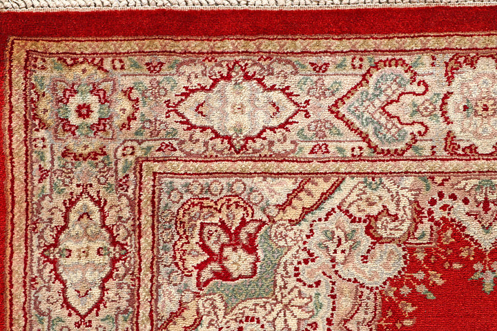 Firebrick Isfahan 3' 1 x 5' 3 - No. 56907 - ALRUG Rug Store