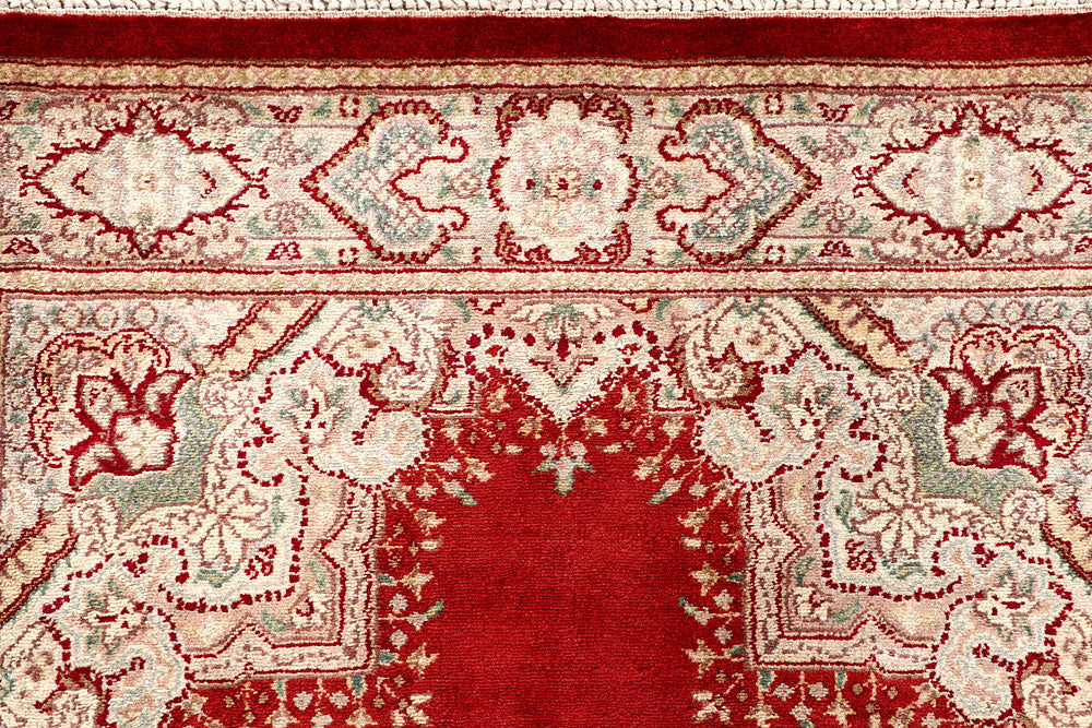 Firebrick Isfahan 3' 1 x 5' 3 - No. 56907 - ALRUG Rug Store