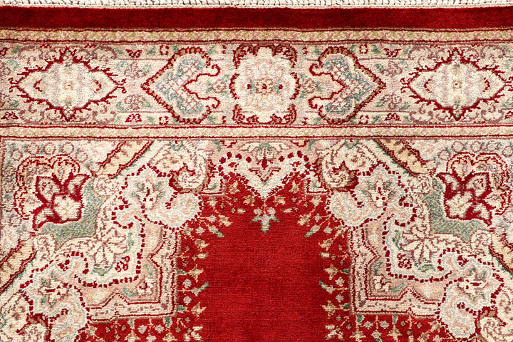 Firebrick Isfahan 3' 1 x 5' 3 - No. 56907 - ALRUG Rug Store