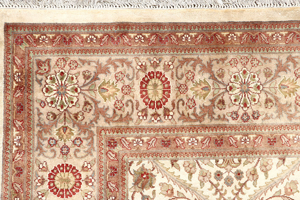 Cornsilk Sultanabad 7' 11 x 8' 5 - No. 56909 - ALRUG Rug Store